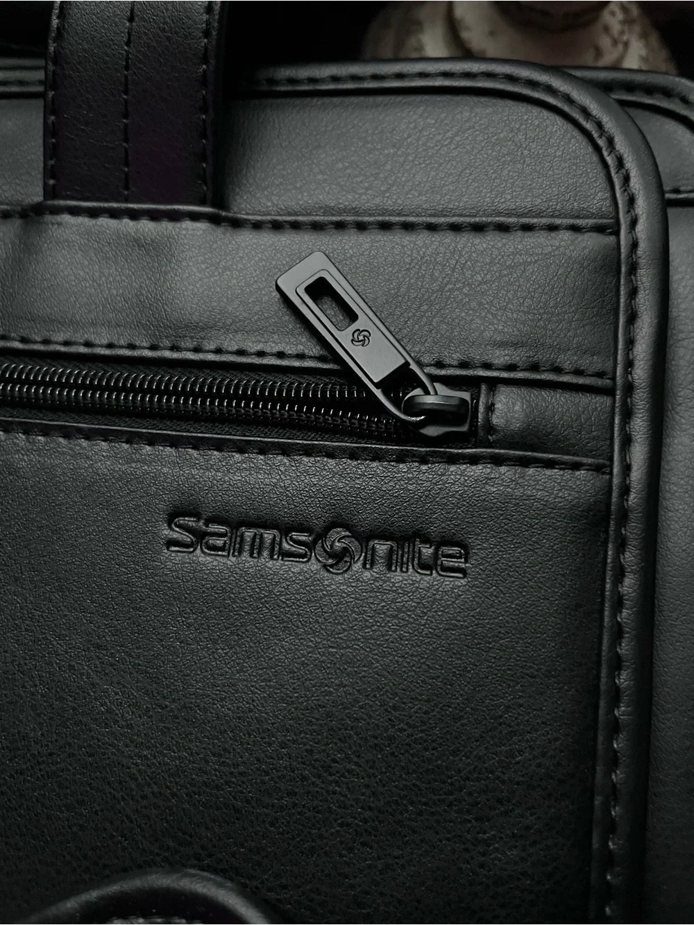 Samsonite expandable business